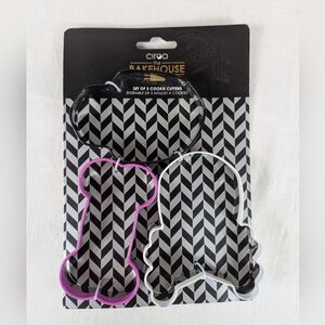 Ciroa The Bakehouse Set of 3 Cookie Cutters Halloween Bone Crossbone Sugar Skull